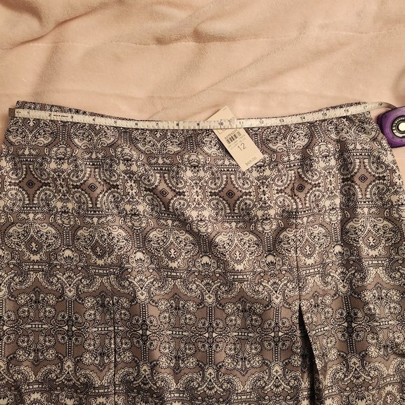 Ann Taylor Loft silk skirt size 12 - Picture 2 of 4